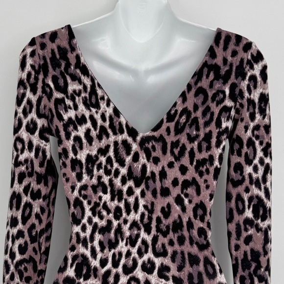 River Island Leopard Print V-Neck Top Size 2 Long Sleeve Animal Print Blouse - Picture 6 of 9